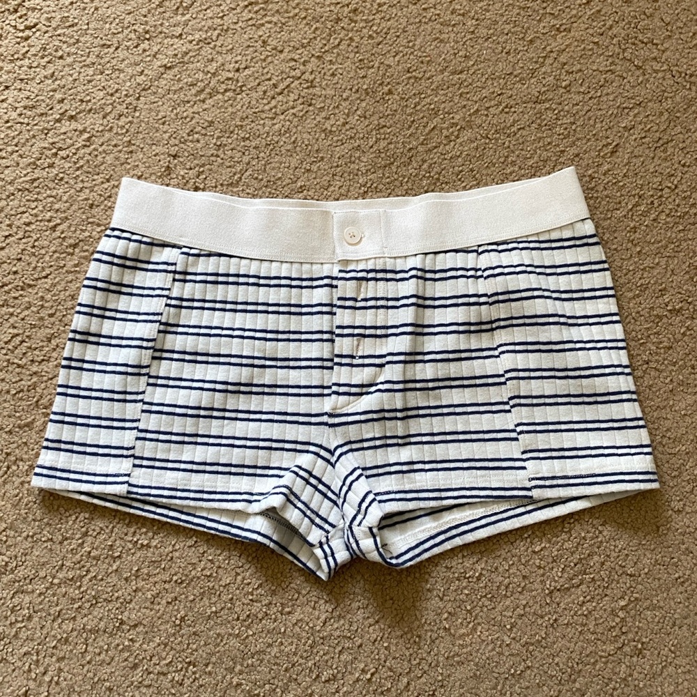 Brandy Melville shorts
